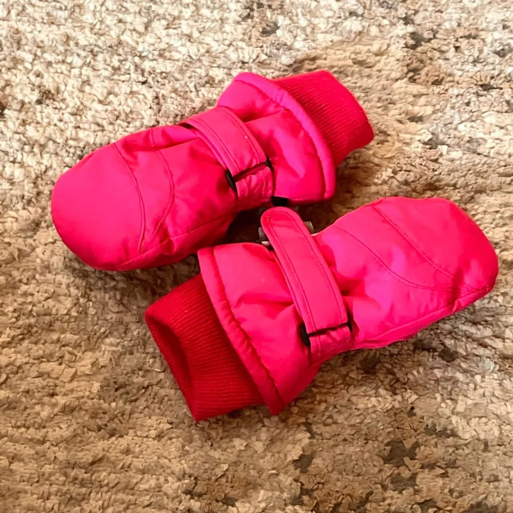 3M Thinsulate Bright Pink Kids Mittens
